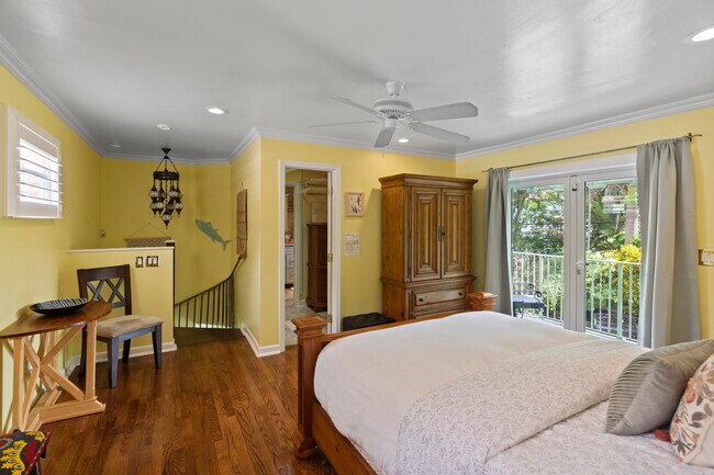 Building Photo - 614 SE 5th Ct