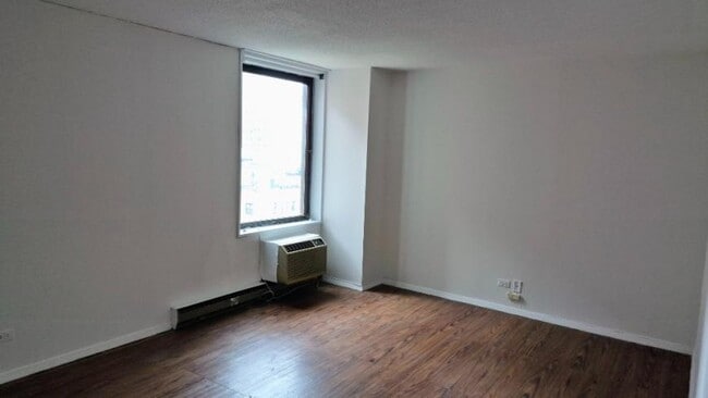 Building Photo - 1 bedroom in New York NY 10128