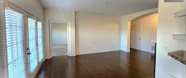 Building Photo - 6815 Kinsale Ln