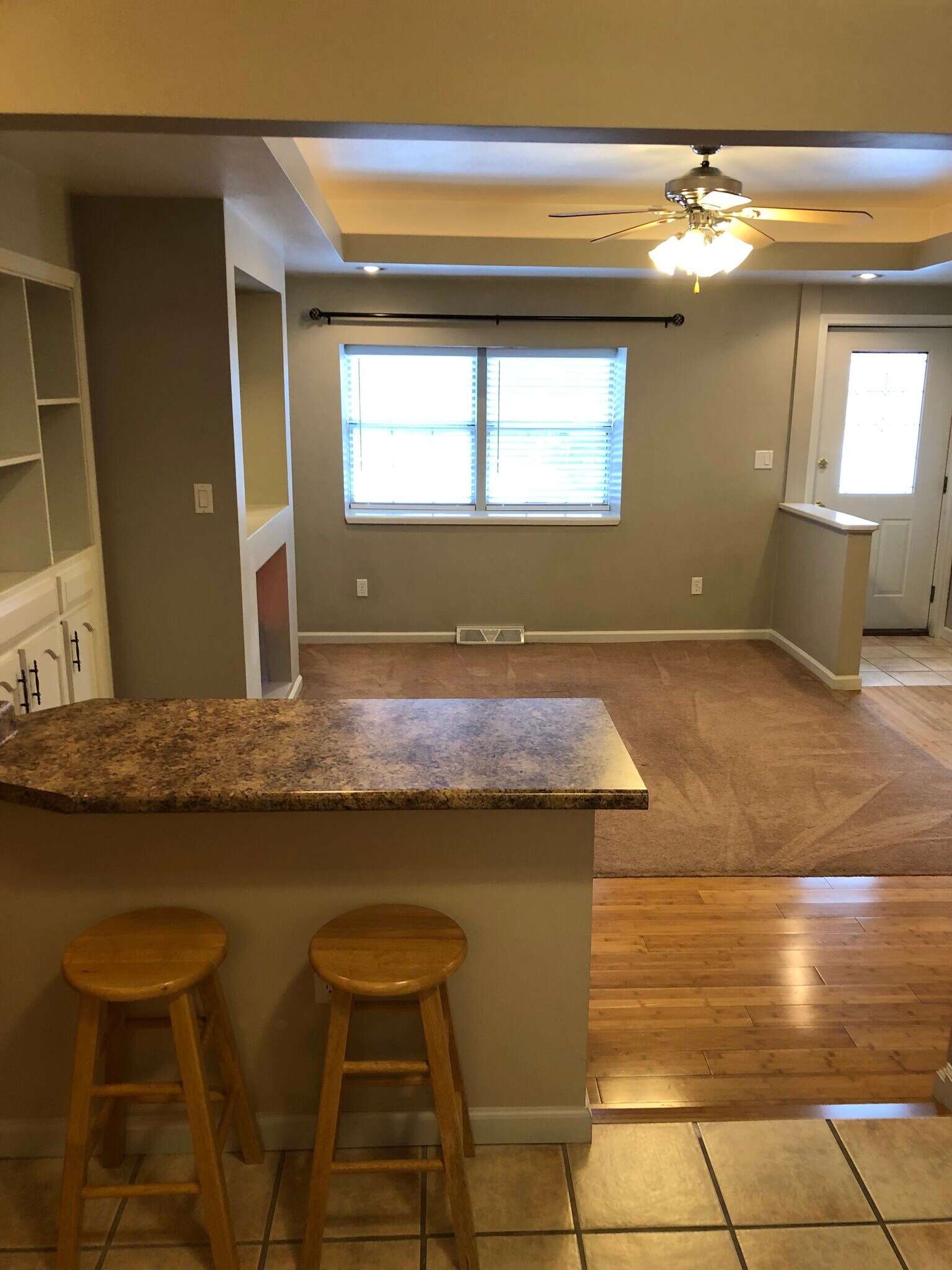 Building Photo - 2325 Sierra St