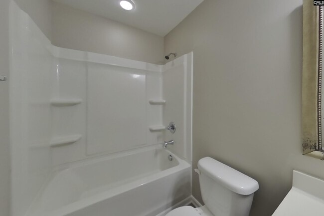Building Photo - 437 Eastfair Dr