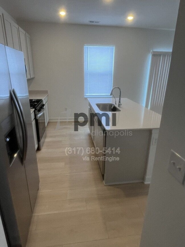 Building Photo - 10819 Gates Crk Dr