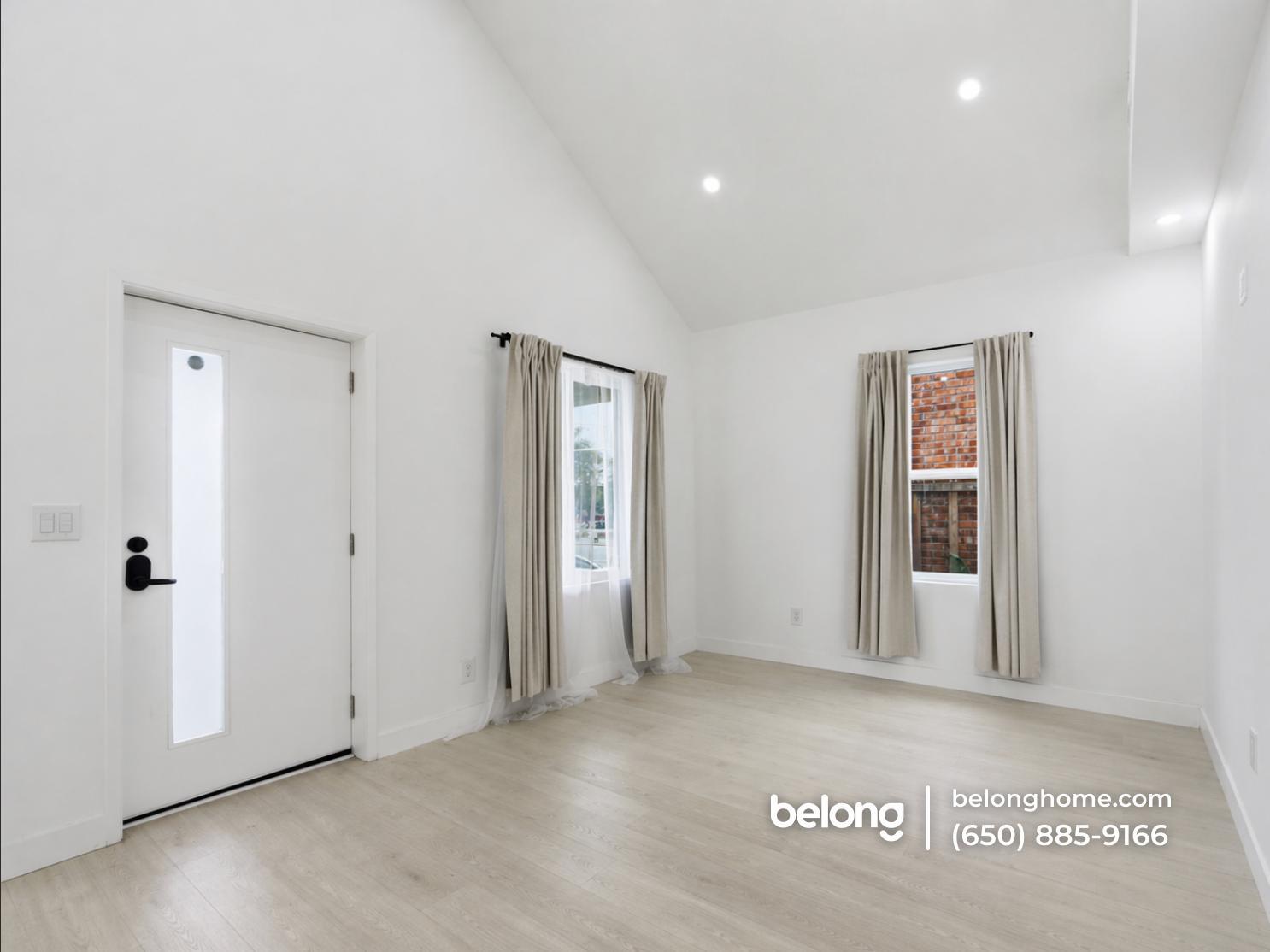 Building Photo - 1395 Vine St