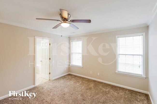 Building Photo - 146 Hickory Point Dr