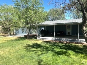 Building Photo - Spacious double wide in Kittridge Canyon w...