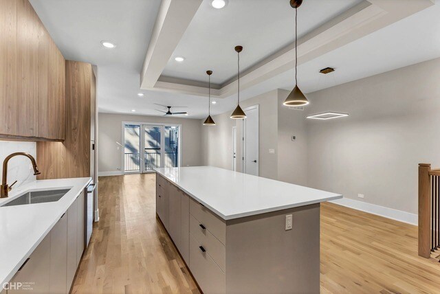 Building Photo - 4846 S St Lawrence Ave