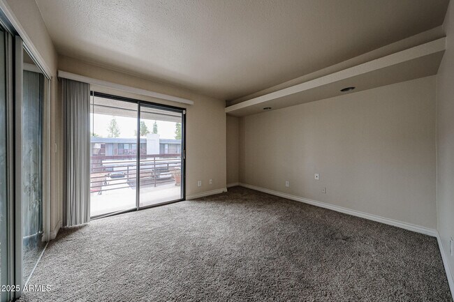 Building Photo - 3435 W Danbury Dr
