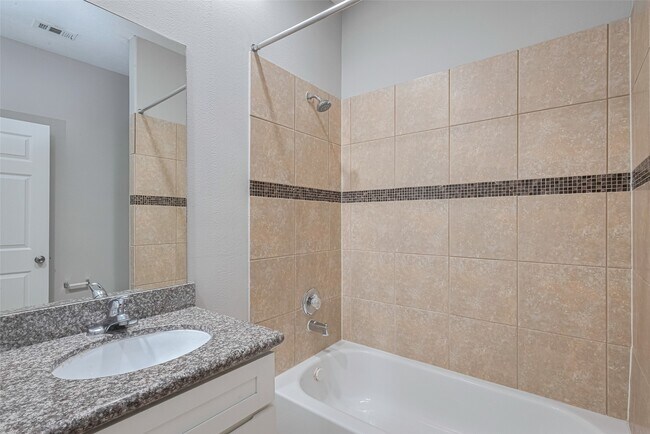 Building Photo - 15210 Addicks Stone Dr