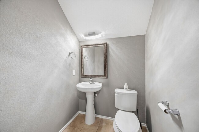 Building Photo - 21615 Cavallo Ln