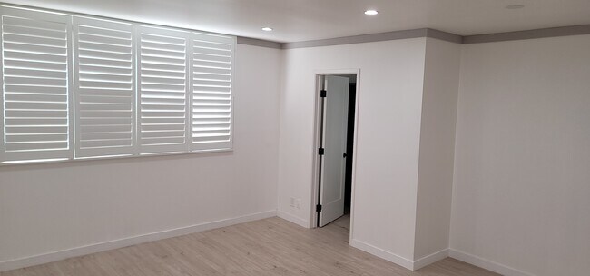 Master bedroom - 1300 Midvale Ave