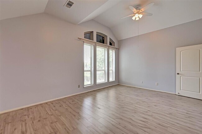 Building Photo - 26243 Crystal Cove Ln
