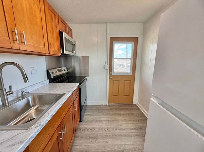 Building Photo - 357 Hilu Pl