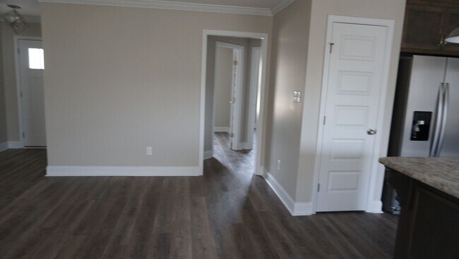 Building Photo - New home in Northlake S/D
