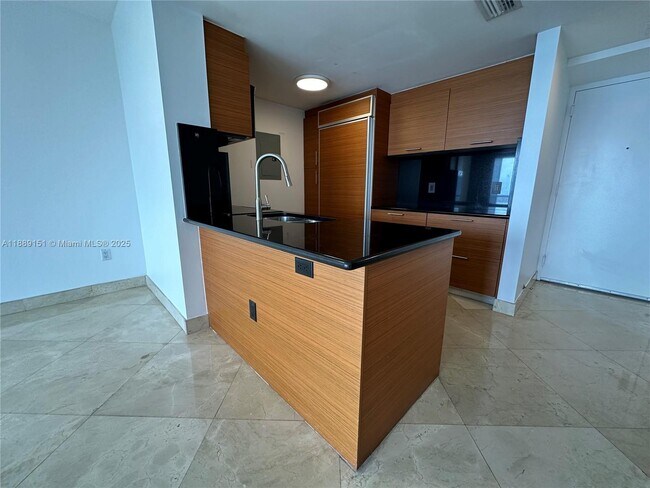 Building Photo - 50 Biscayne Blvd