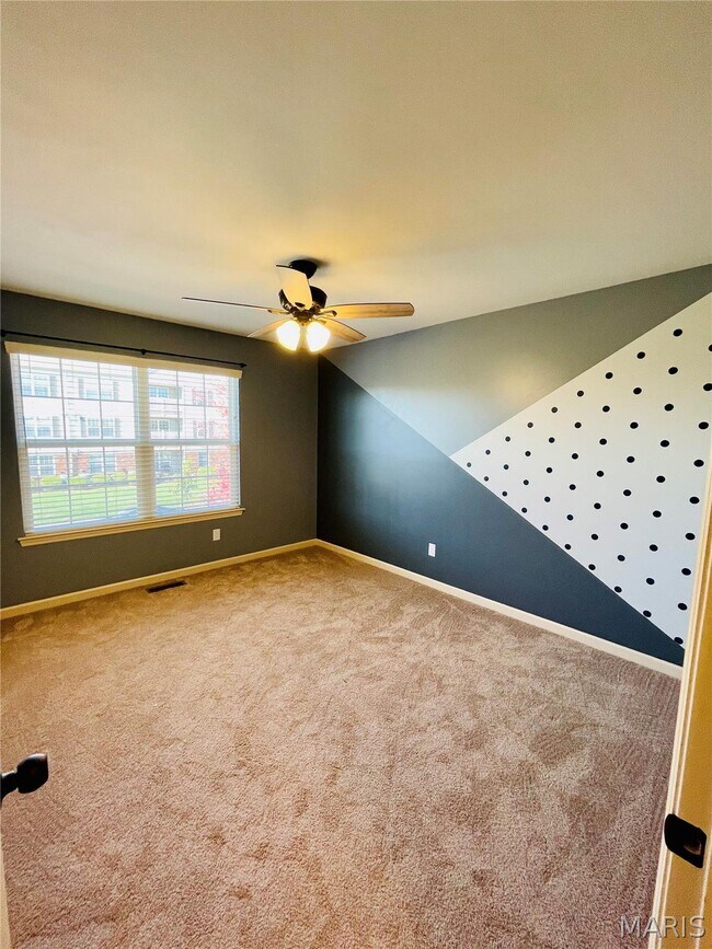 Building Photo - 1136 Welsh Dr