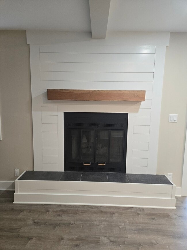 Building Photo - 1567 W Stonehenge Dr
