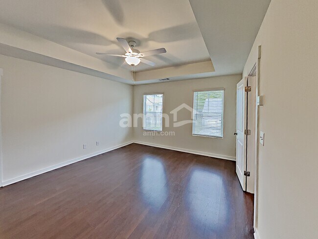 Building Photo - 482 Camp dr