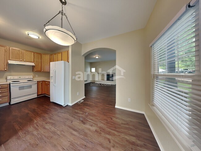 Building Photo - 1373 S Quintero Way