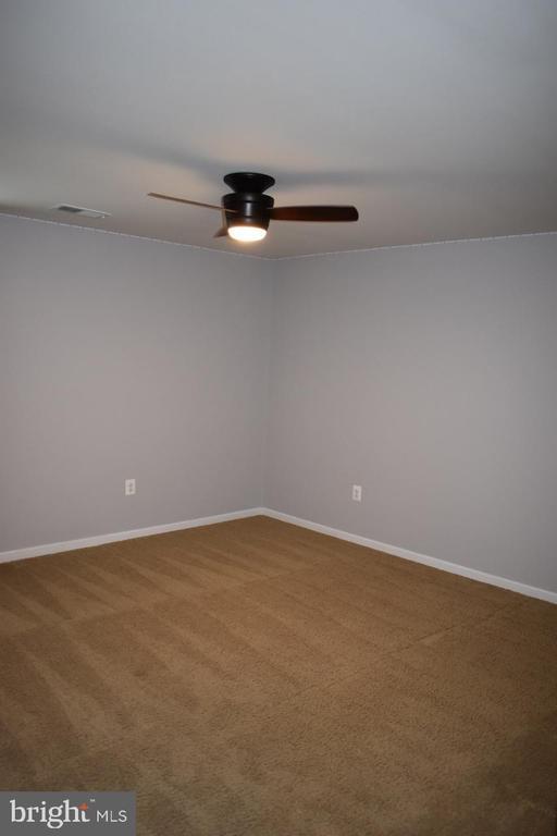 Building Photo - 15454 Gossoms Store Ct