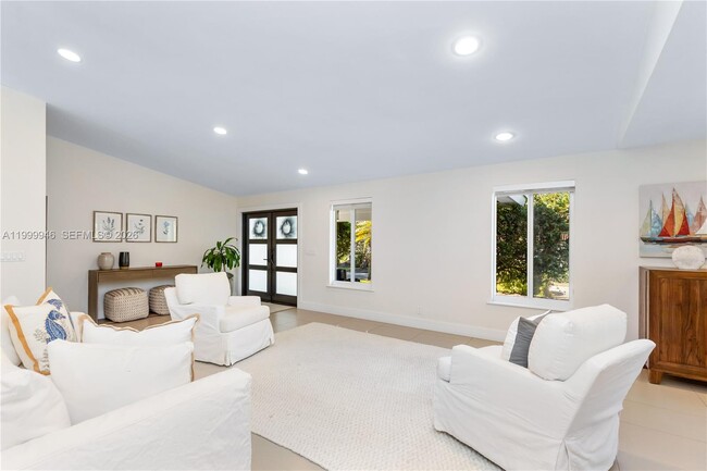 Building Photo - 13303 SW 58th Ave