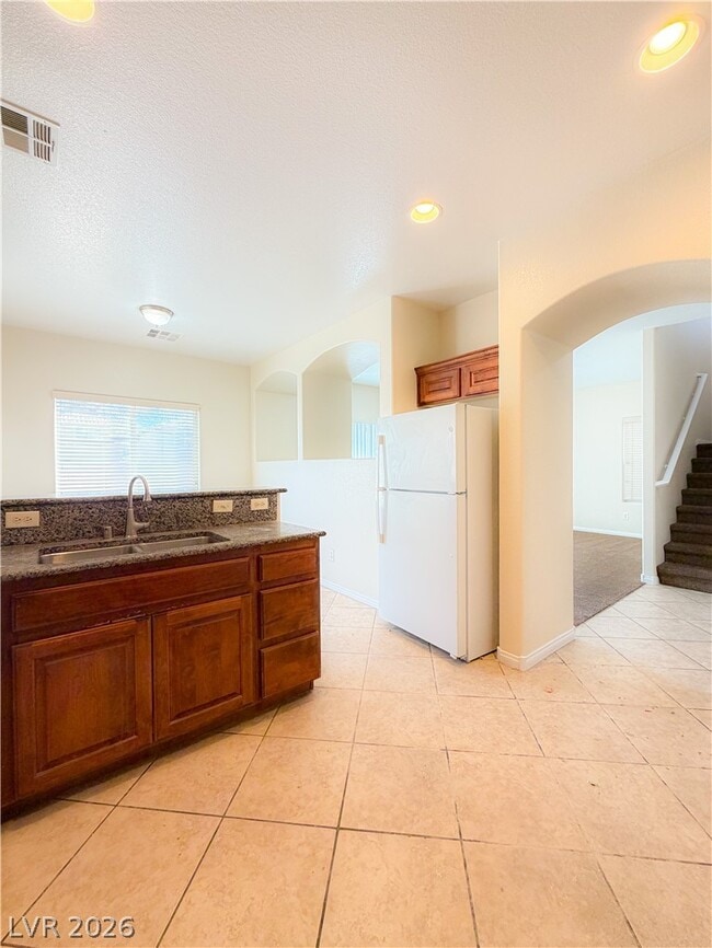 Building Photo - 7814 S Soda Canyon St