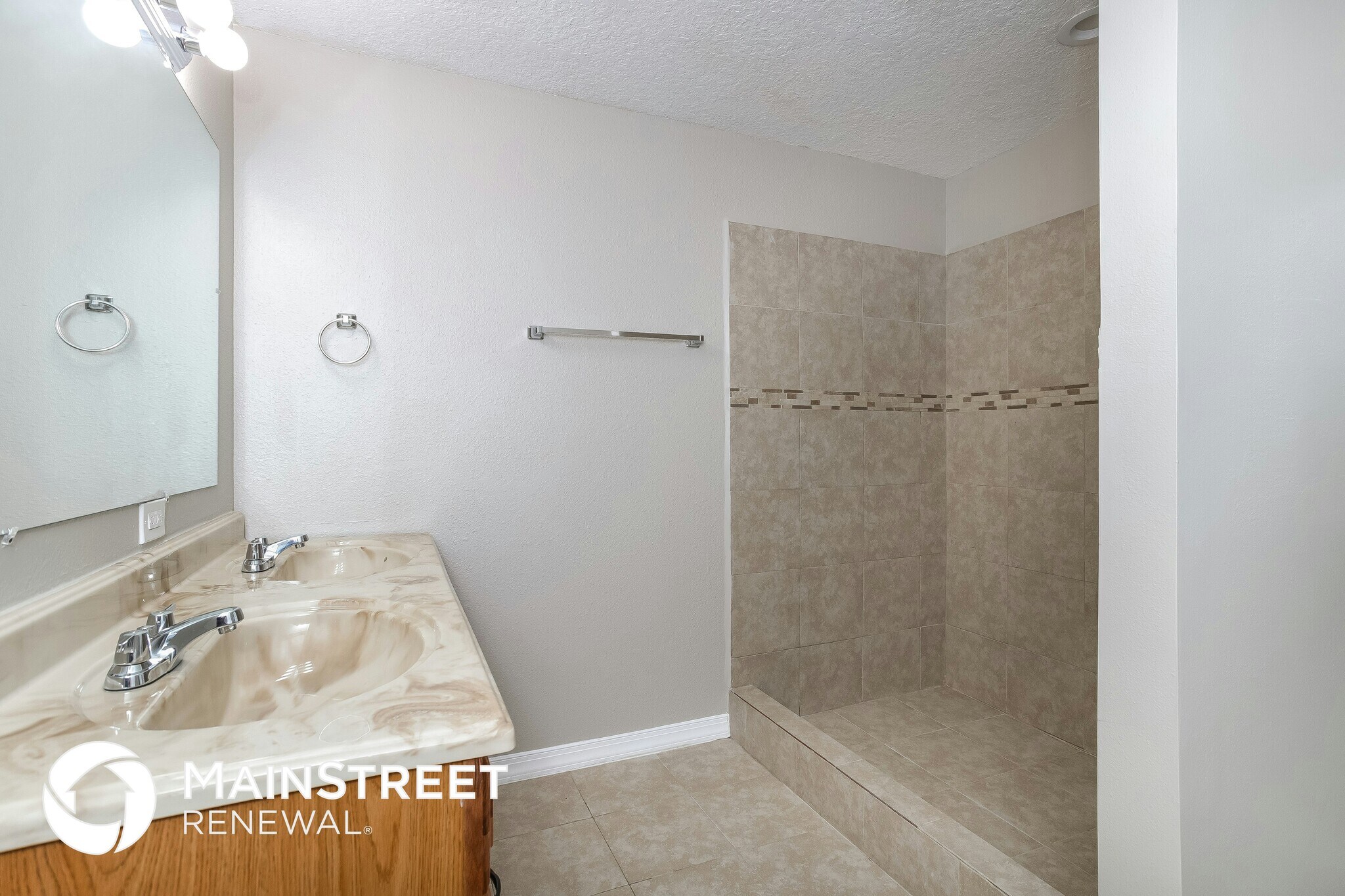 Building Photo - 1118 Chesterfield Ct