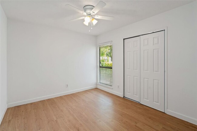 Building Photo - 17415 N Barker St