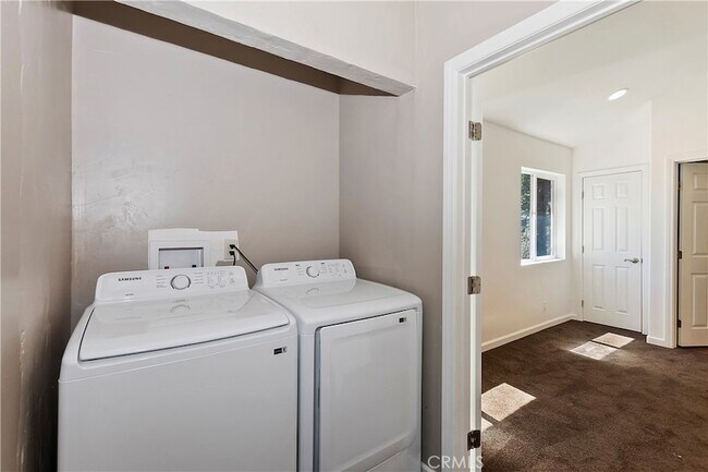 Building Photo - 21510 Crest Forest Dr