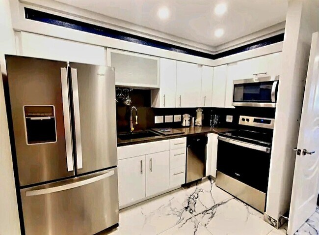 Building Photo - 474 S Calle Encilia