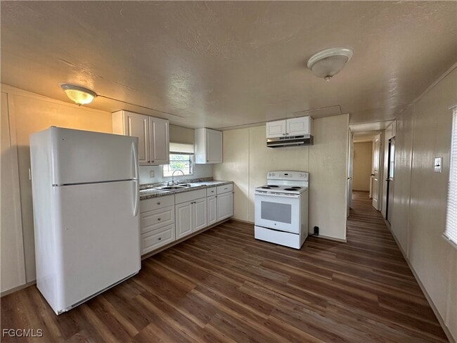 Building Photo - 2268 Carlisle Ln