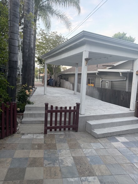 Covered Carport - 881 Terrace 49