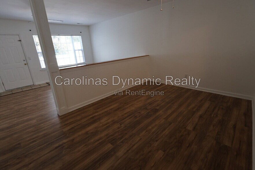 Building Photo - 3636 Melrose Cottage Dr