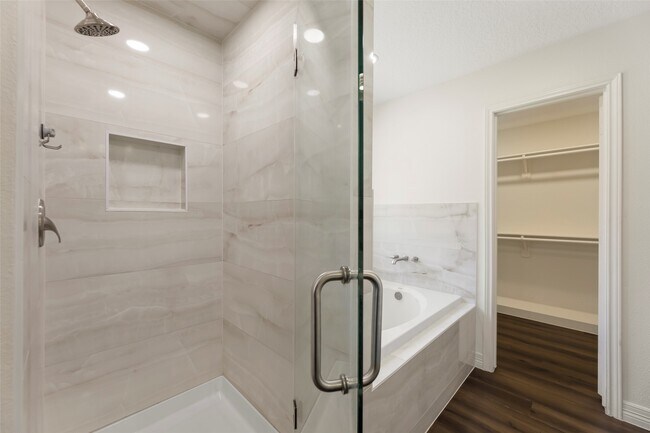 Building Photo - 15006 Sapling Oak Ct