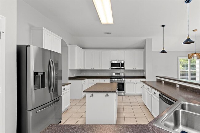 Building Photo - 7003 Currier Cove