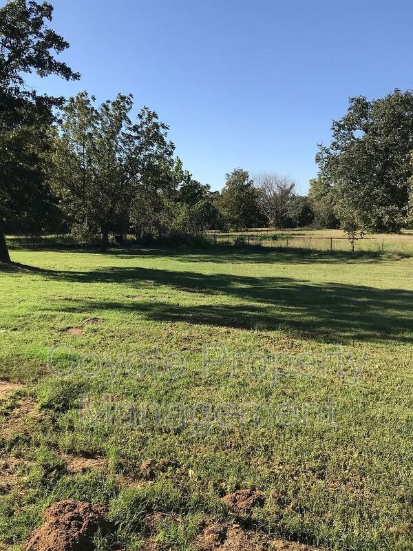 Building Photo - 36335 Pine Hill Rd