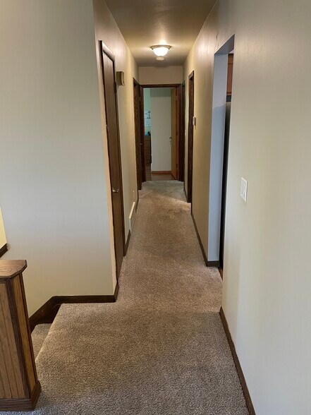 Building Photo - 3301 Larry Dr