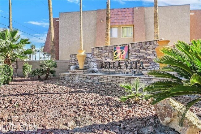 Building Photo - Adorable unit in Bella Vita community!