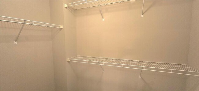 Building Photo - 631 Justins Pl Ln
