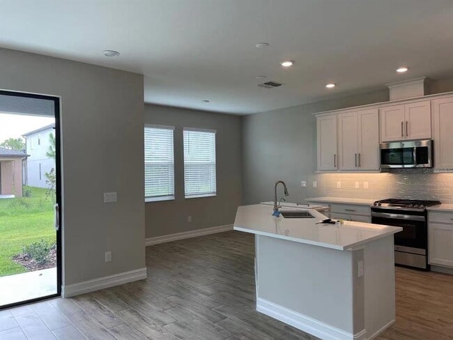 Building Photo - 4612 Almada Ln