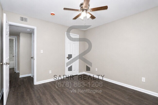Building Photo - 371 Lanier St NW