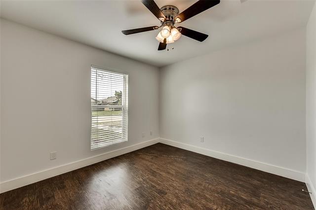 Building Photo - 1865 Green Ridge Dr