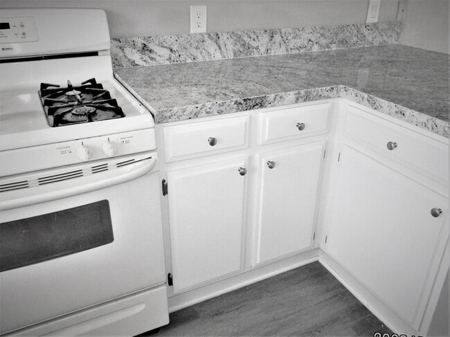 Building Photo - 82170 Cochran Dr