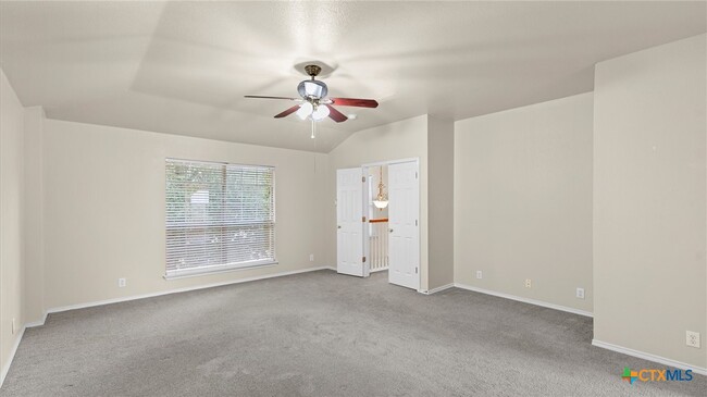 Building Photo - 152 Falcon Crossing