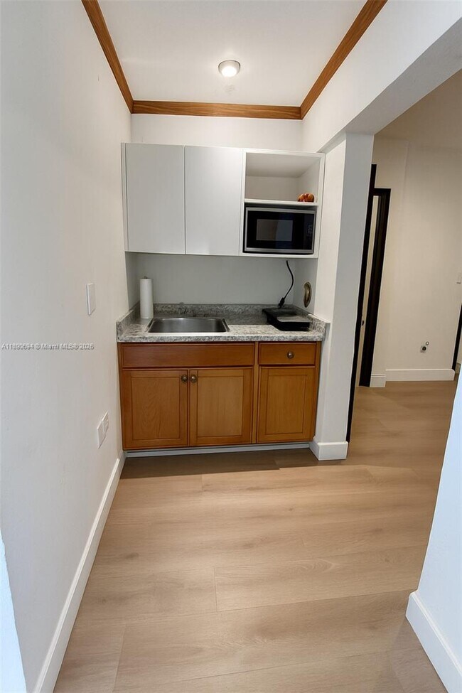 Building Photo - 783 NW 96th St