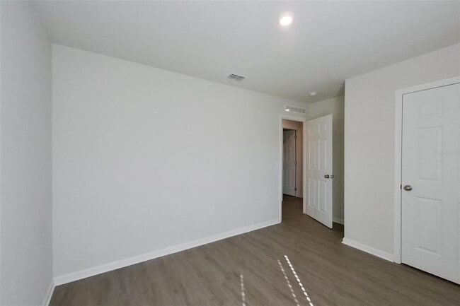 Building Photo - 1730 Nebraska Loop