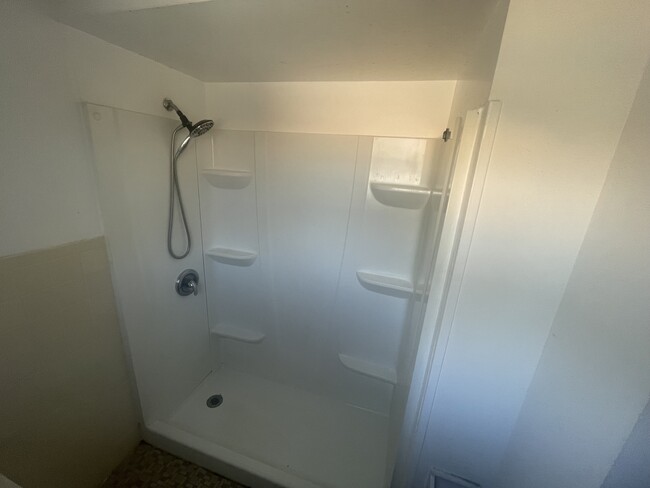 Shower - 390 Oak Tree Rd