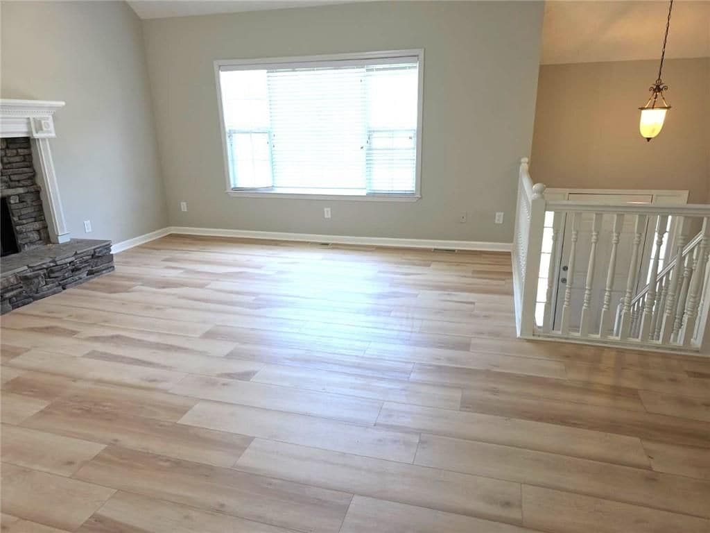 Building Photo - 6009 Deer Springs Ln NW