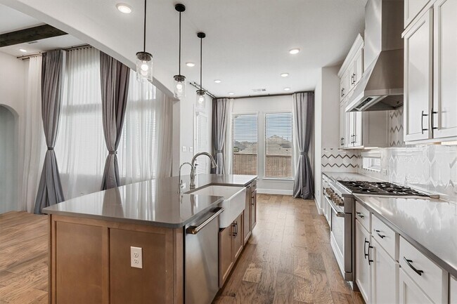 Building Photo - 1266 Huffines Blvd