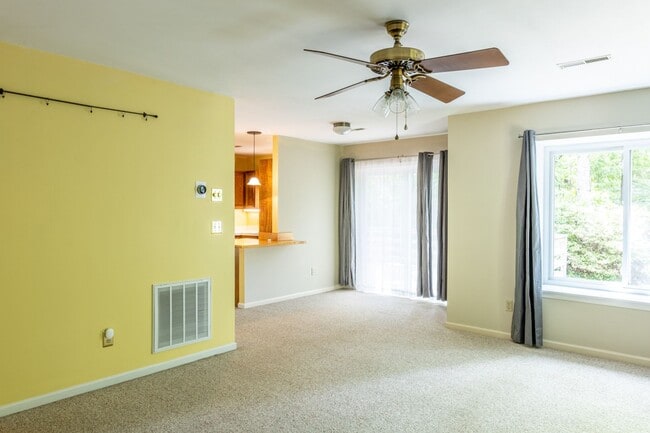 Building Photo - 1476 Gray Stone Court - Millcreek