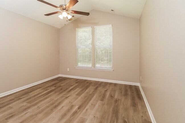 Building Photo - 9129 Shenington Pl